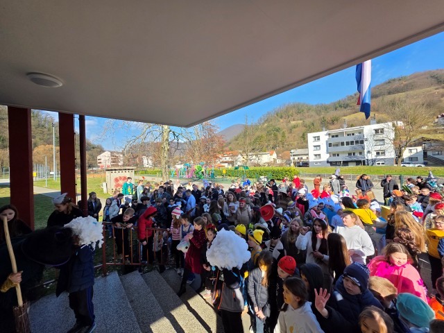 Fašnik u Osnovnoj školi Augusta Cesarca – dan smijeha, kreativnosti i zajedništva